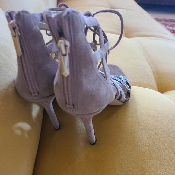 High heels shoe - Picture 3 of 4